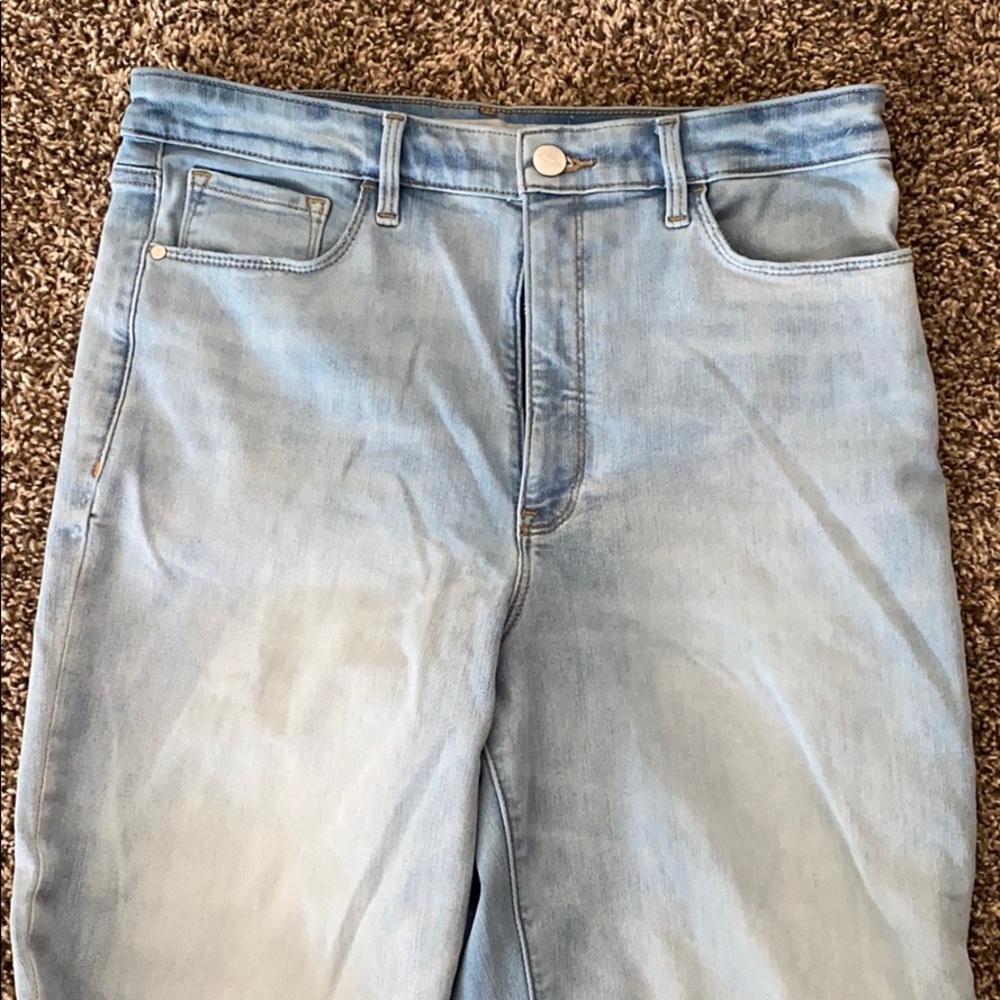 Athleta High Waisted Light Wash Faded Capri Jeans
